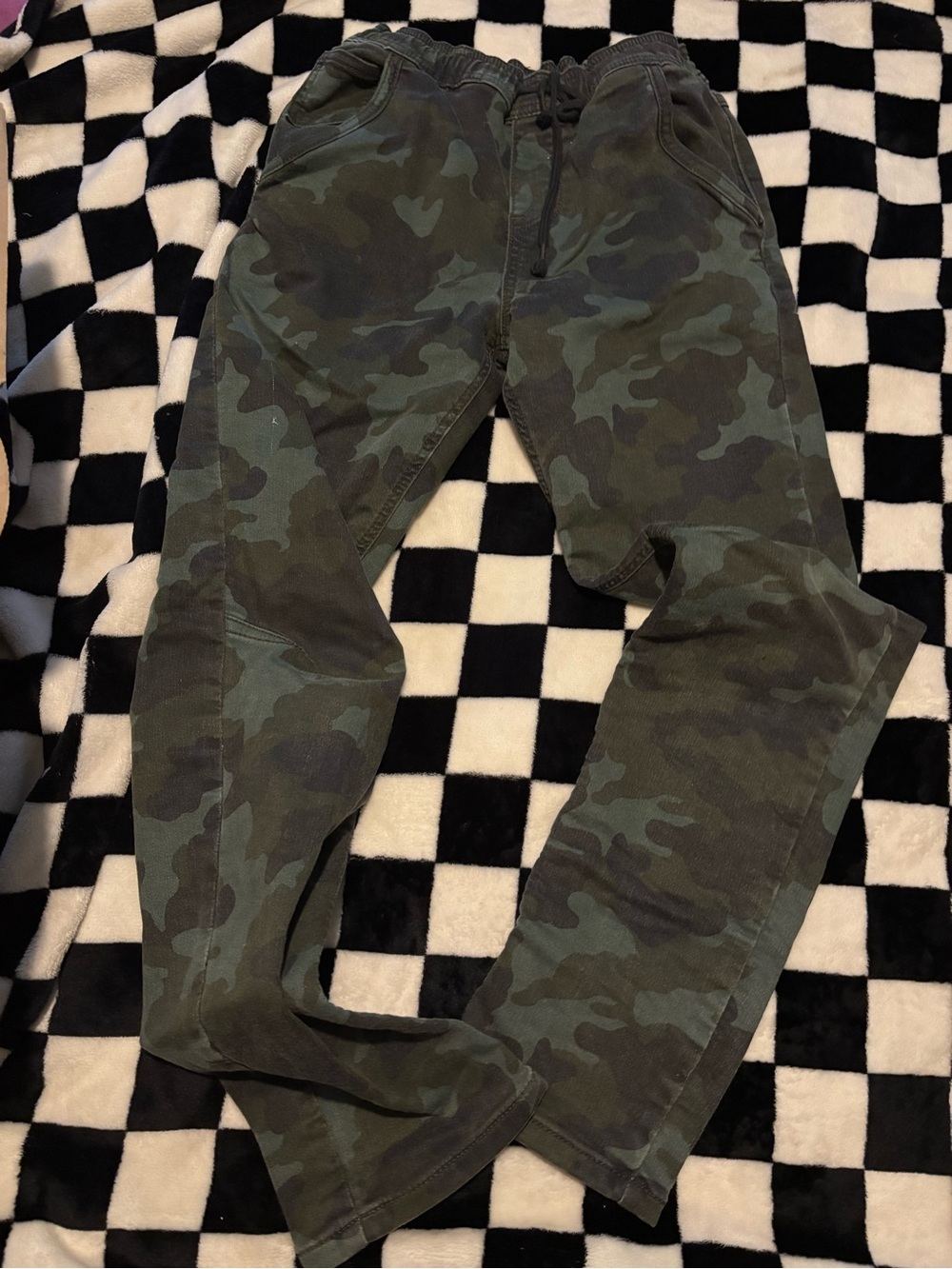 Size 14 camo cat & jack jogger jeans